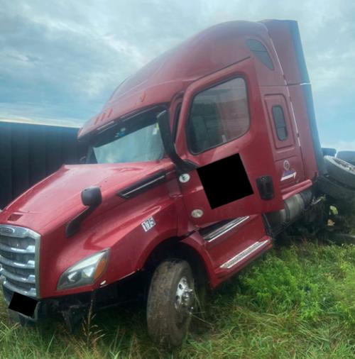 FREIGHTLINER CASCADIA 126