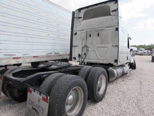 FREIGHTLINER CASCADIA