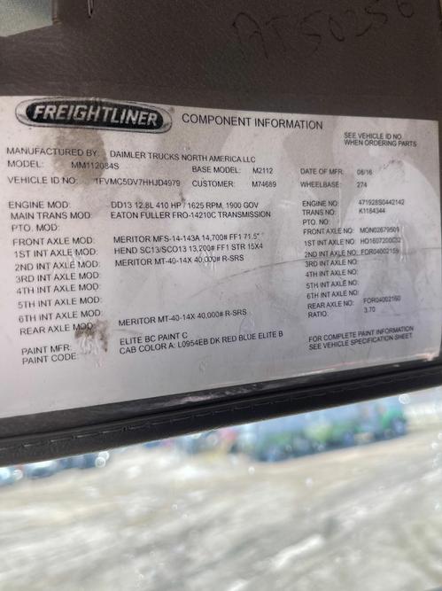 FREIGHTLINER M2 112