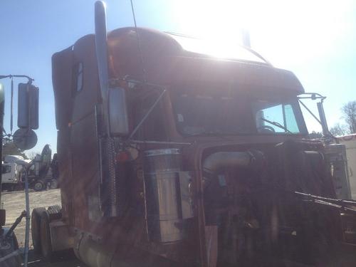 FREIGHTLINER FLD132T CLASSIC XL