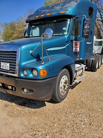 FREIGHTLINER ST120