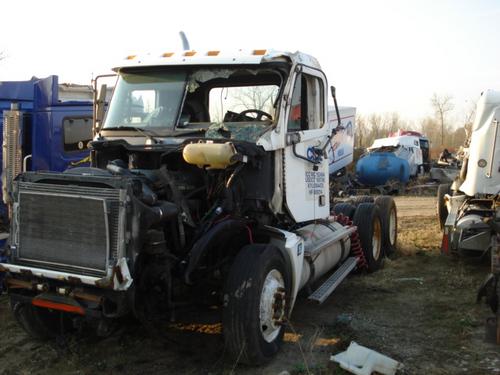 FREIGHTLINER COLUMBIA 120