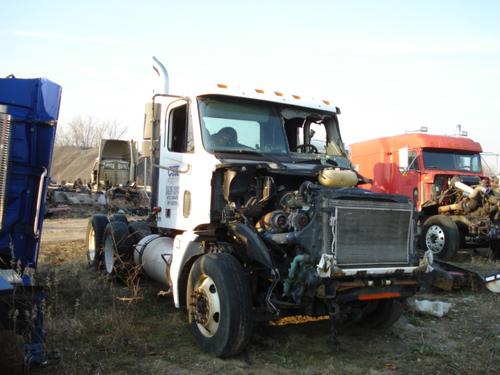 FREIGHTLINER COLUMBIA 120