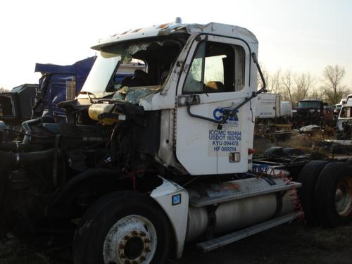 FREIGHTLINER COLUMBIA 120