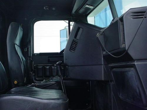 FREIGHTLINER FLD112