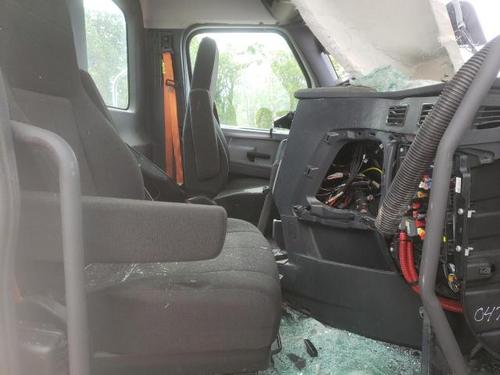 FREIGHTLINER CASCADIA