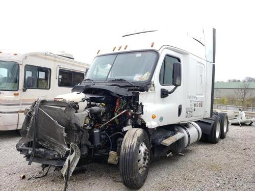 FREIGHTLINER CASCADIA 125BBC