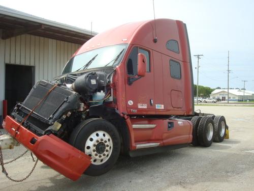 KENWORTH T700