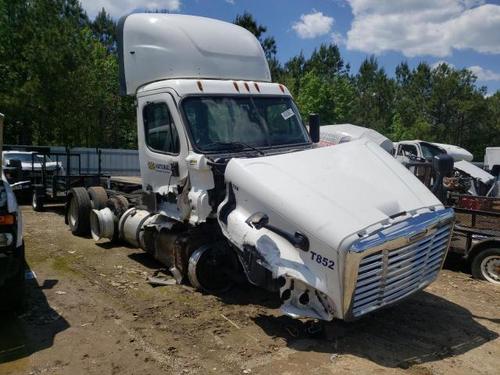 FREIGHTLINER CASCADIA 125BBC