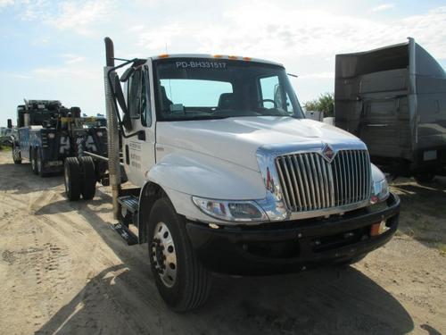 INTERNATIONAL 4300