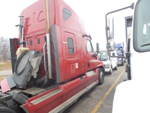 FREIGHTLINER Cascadia