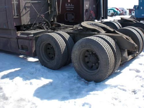 VOLVO VNL