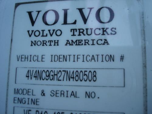 VOLVO VNL