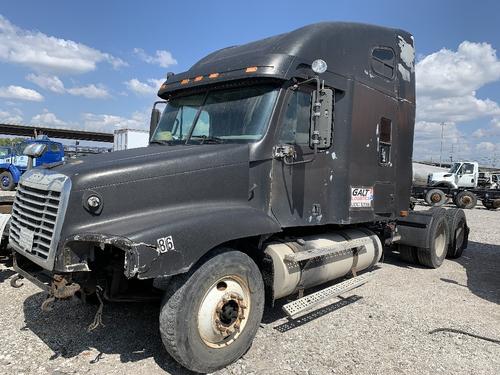 FREIGHTLINER CENTURY CLASS 120