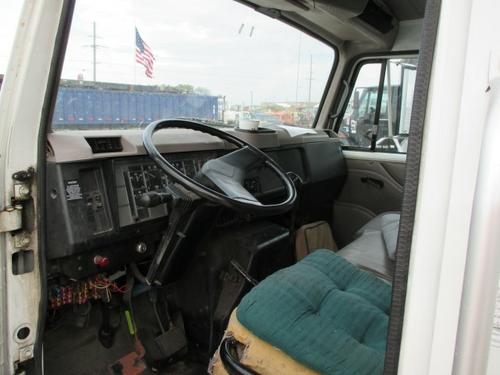 INTERNATIONAL 4700LP