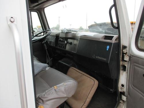 INTERNATIONAL 4700LP