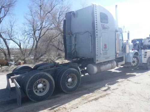 FREIGHTLINER FLD132T CLASSIC XL