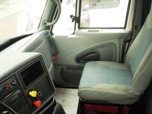 INTERNATIONAL 8600