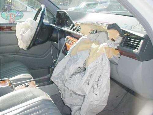 MERCEDES-BENZ MERCEDES E-CLASS