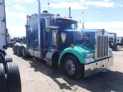 KENWORTH W900