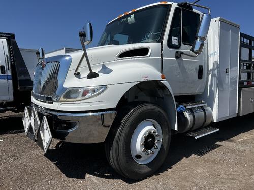 INTERNATIONAL 4400