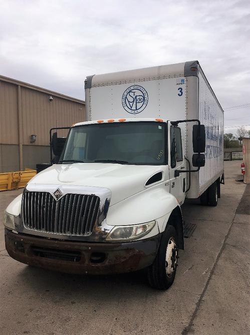 INTERNATIONAL 4300