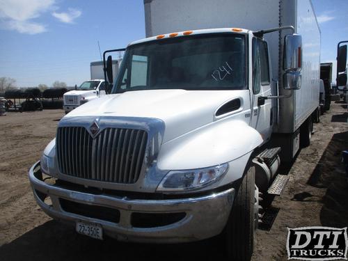 INTERNATIONAL 4300