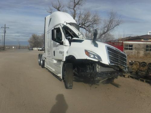 FREIGHTLINER CASCADIA