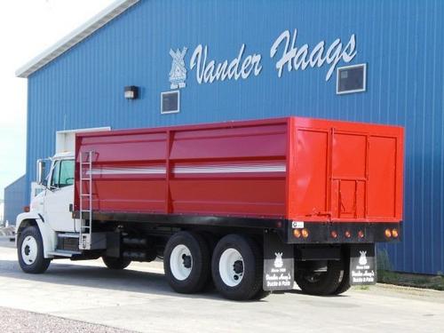 FREIGHTLINER FL80