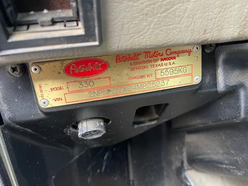 PETERBILT 330