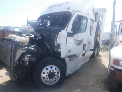 FREIGHTLINER CASCADIA