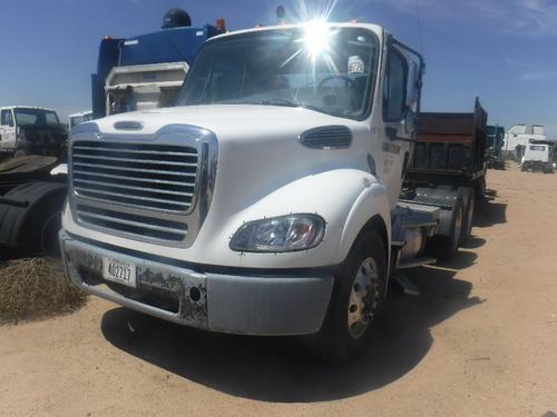 FREIGHTLINER M2-112