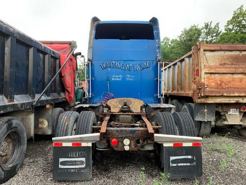 FREIGHTLINER FLD132 XL CLASSIC