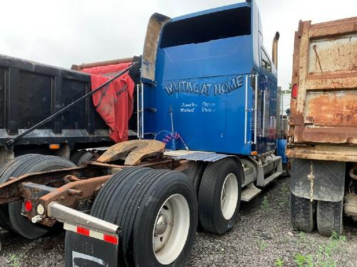 FREIGHTLINER FLD132 XL CLASSIC