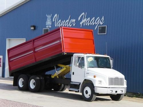 FREIGHTLINER FL80