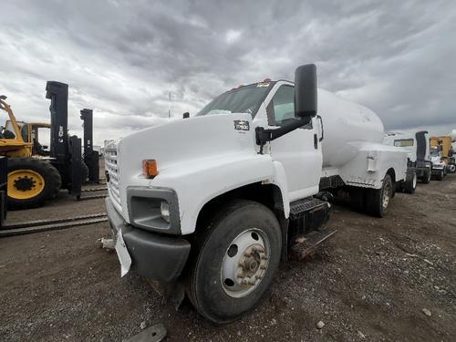 CHEVROLET C7500