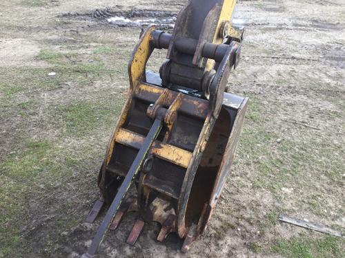 CAT E200B