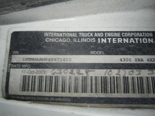 INTERNATIONAL 4300