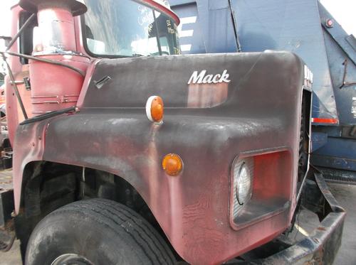 MACK DM690