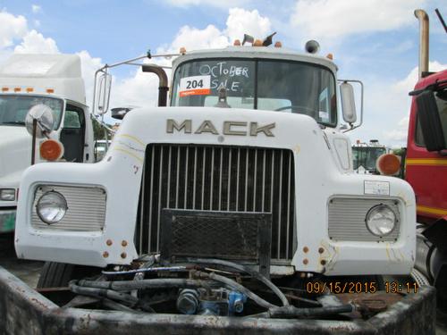 MACK DM685