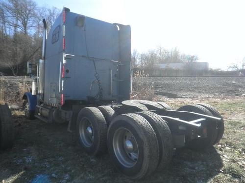 FREIGHTLINER FLD132T CLASSIC XL