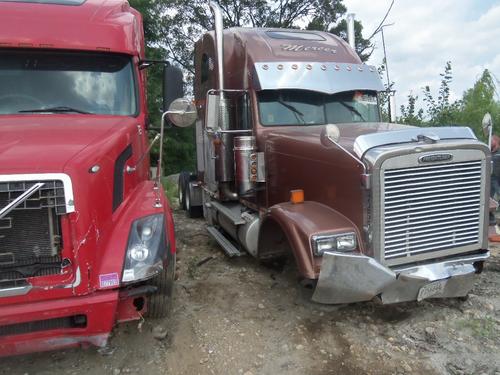 FREIGHTLINER FLD 120 CLASSIC