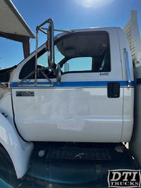 Door Assembly, Front FORD F650