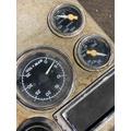 FORD L9000 Instrument Cluster thumbnail 3
