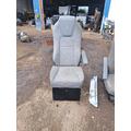 KENWORTH T680 Seat, Front thumbnail 6